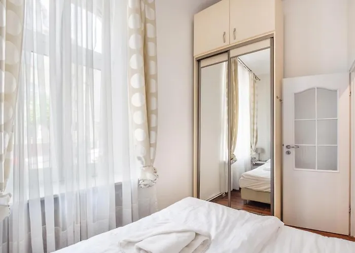 Czyzewskiego, Sun & Snow * Sopot